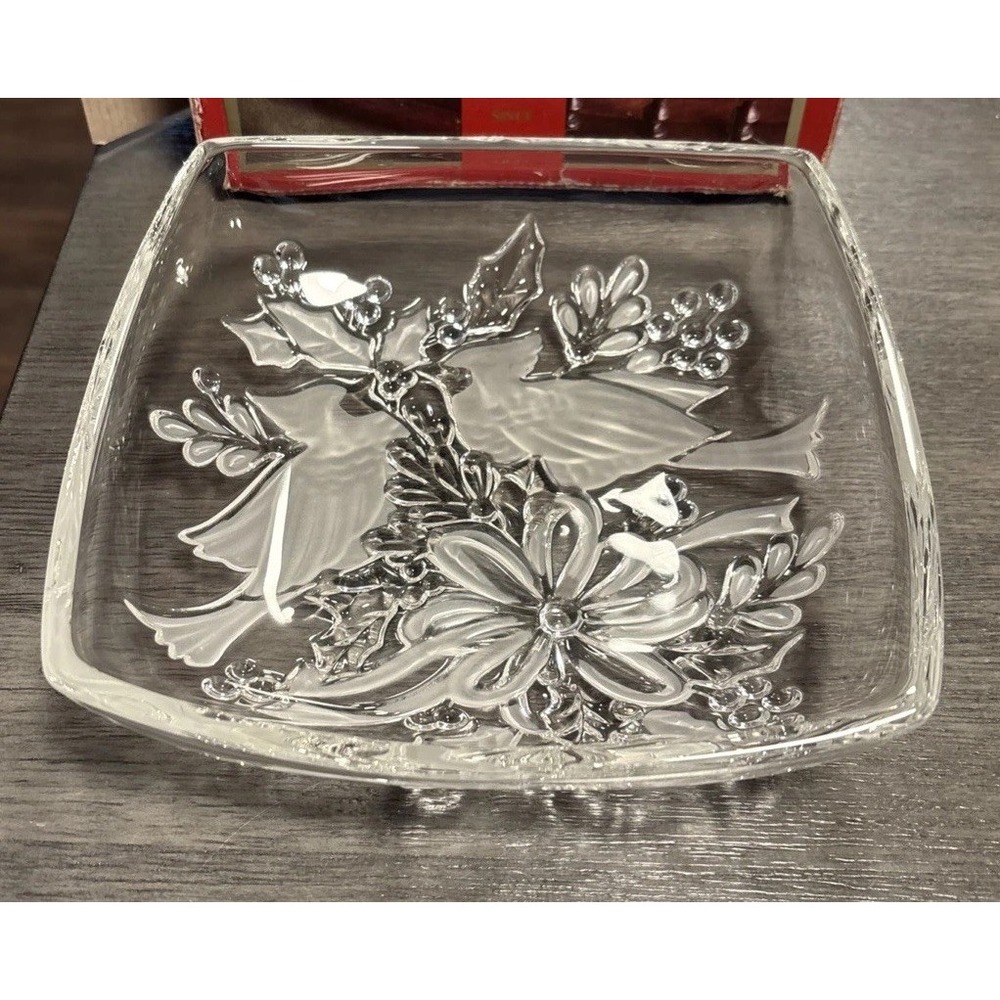 GORHAM Holiday Traditions Christmas Cardinals 8" Square Crystal Glass Bowl w/Box